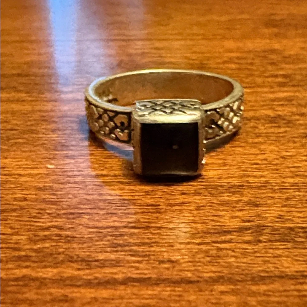 Silpada Sterling Silver Ring - Picture 9 of 11